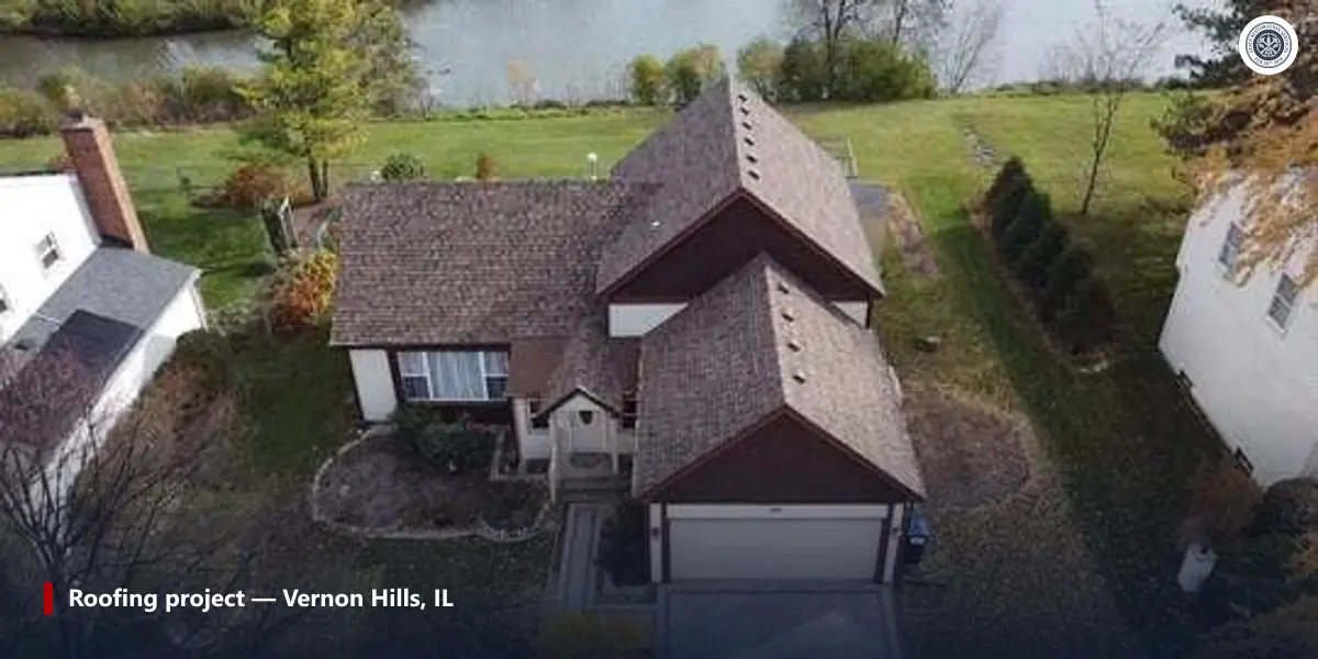 Architectural asphalt shingle roof installed on a Chicago-suburb home