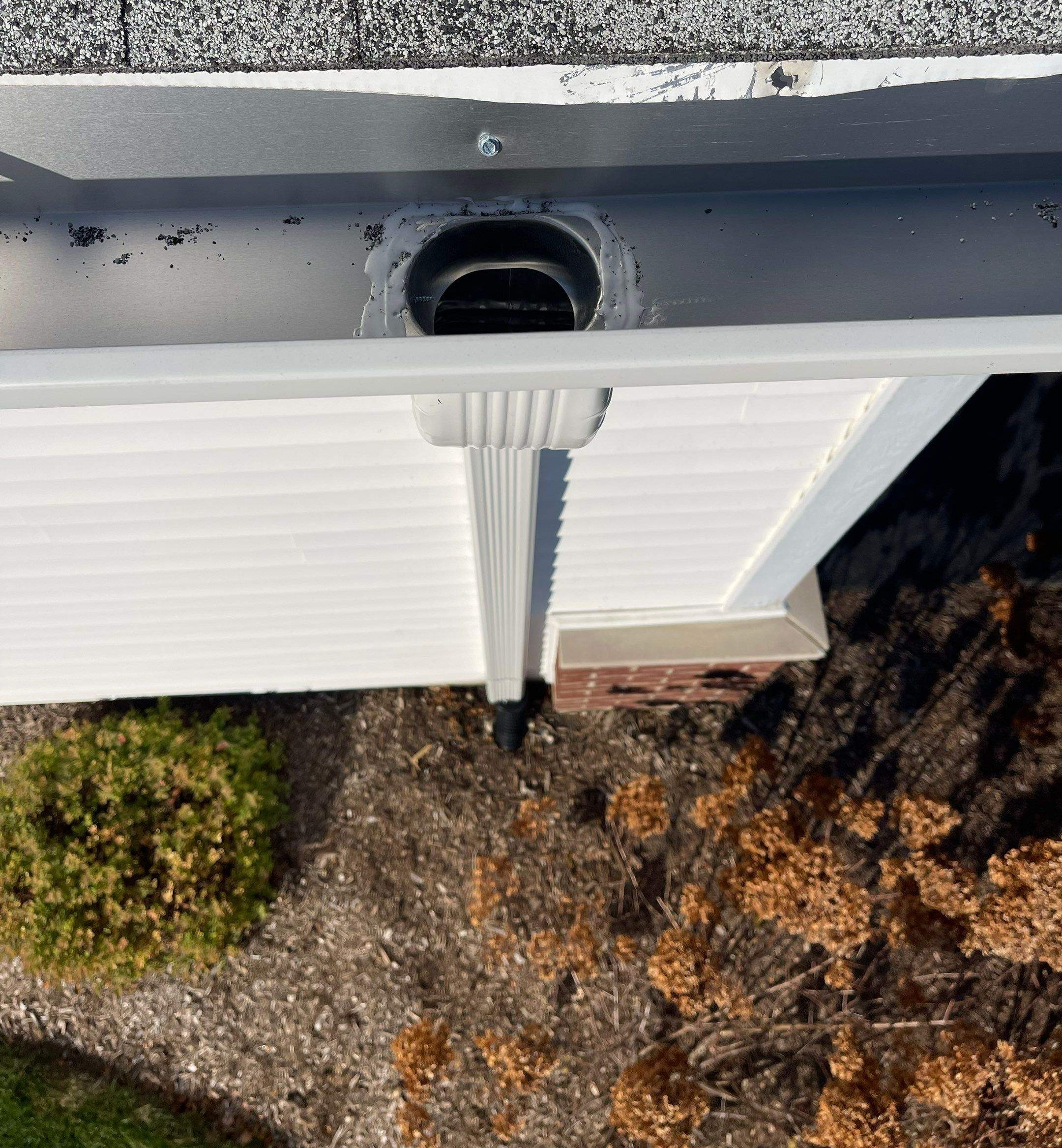 how to determine if the gutters are damaged